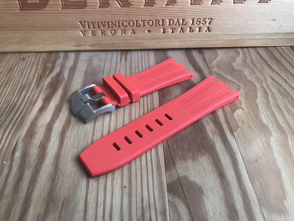 Audemars Piguet Red rubber strap - StrapMeister